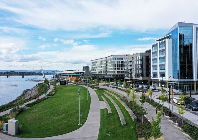 655 W Columbia Way, Vancouver, WA à louer - Photo de l’immeuble – Image 2 sur 11