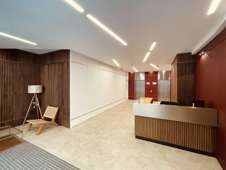 80-84 Leadenhall St, Londres à louer - Photo de l’immeuble – Image 3 sur 12