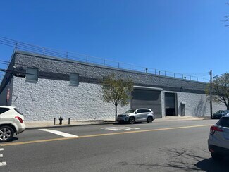 Plus de détails pour 18-81 Steinway St, Astoria, NY - Industriel/Logistique à louer