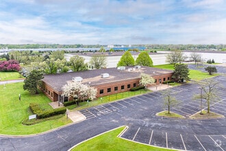 101 Overland Dr, North Aurora, IL - VUE AÉRIENNE  vue de carte - Image1