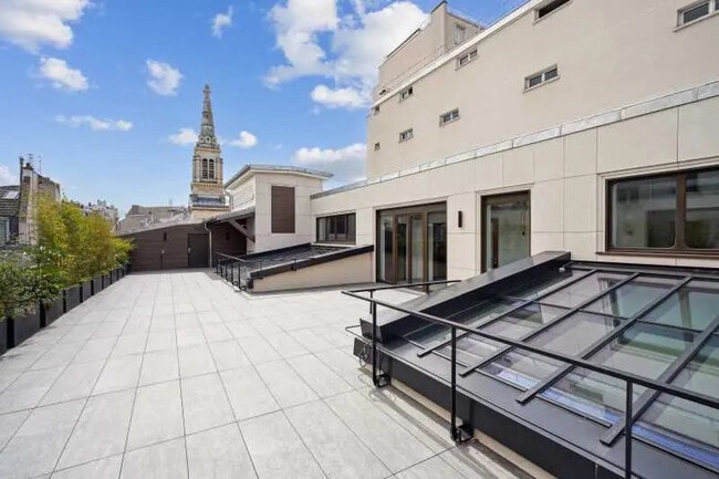 Plus de détails pour 96 Rue Des Entrepreneurs, Paris - Bureau à vendre