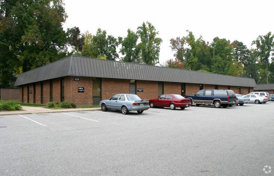 409 Parkway Ave, Greensboro, NC à louer - Photo de l’immeuble – Image 2 sur 5