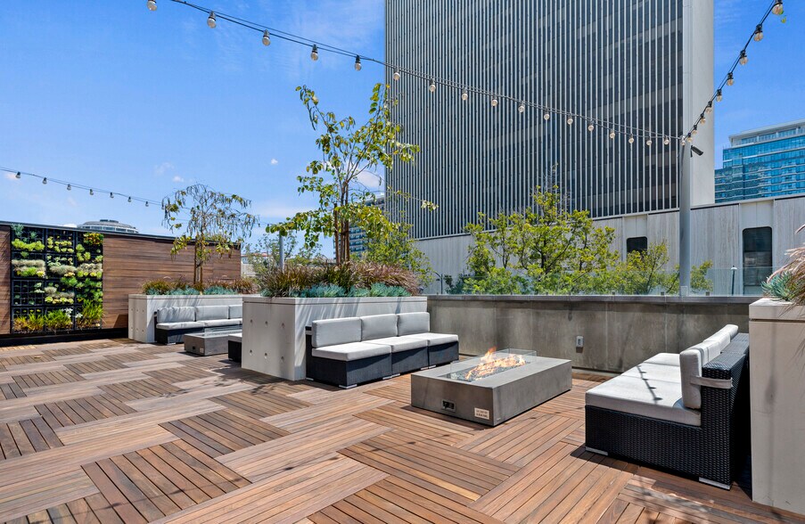 110 W A St, San Diego, CA à louer - Photo de l’immeuble – Image 3 sur 18