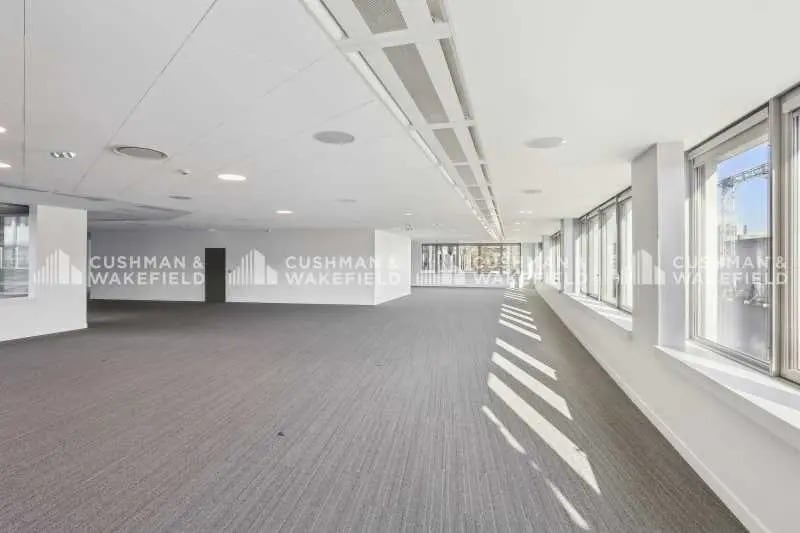 5-11 Boulevard Gallieni, Issy-les-Moulineaux à louer - Photo de l’immeuble – Image 3 sur 12