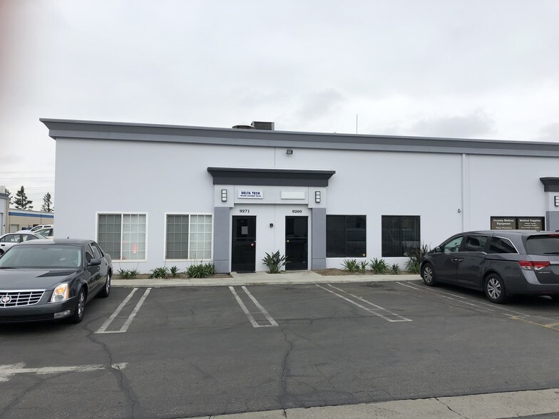 9249-9272 Archibald Ave, Rancho Cucamonga, CA à louer - Photo de l’immeuble – Image 1 sur 21