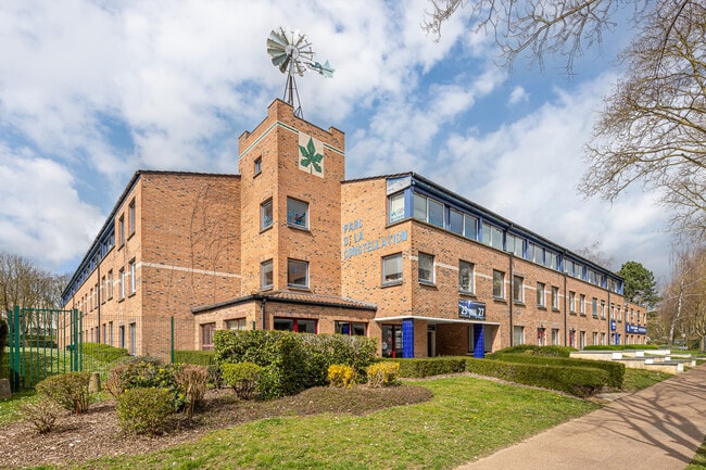 Plus de détails pour 27 Avenue De La Constellation, Cergy - Bureau/Local commercial à louer