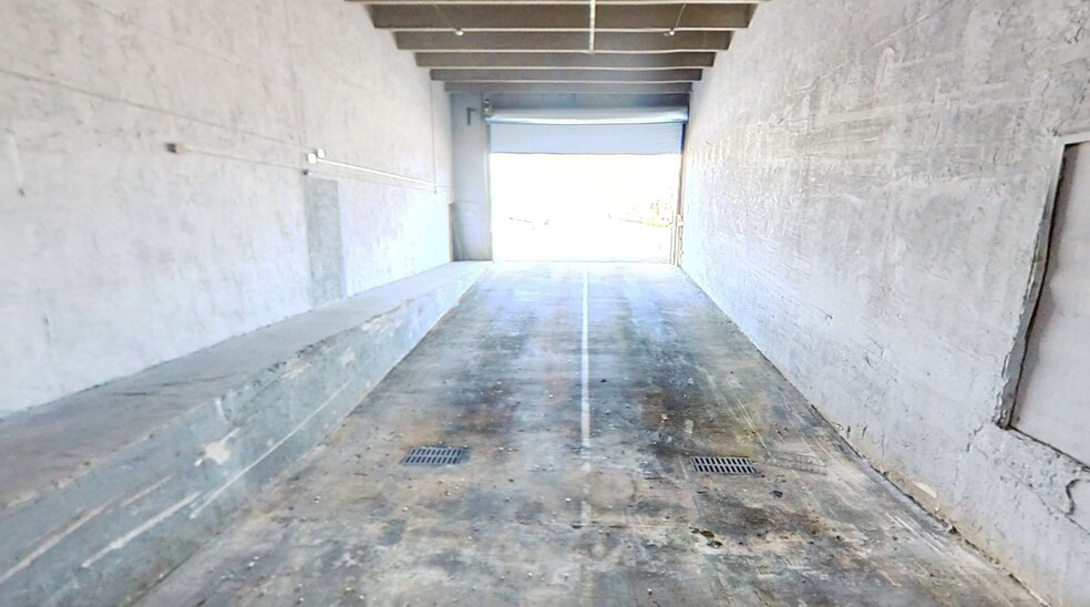 7480 NW 52nd St, Miami, FL à vendre - Numérisation 3D Matterport – Image 2 sur 16