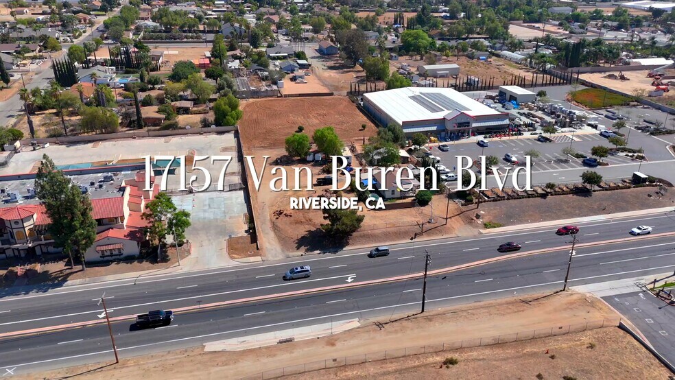 17157 Van Buren Blvd, Riverside, CA à vendre - Vidéo sur l’annonce professionnelle – Image 2 sur 20