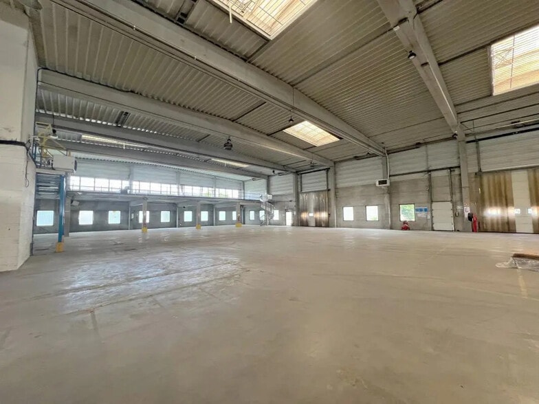 101 Rue De La Bongarde, Gennevilliers à louer - Photo de l’immeuble – Image 2 sur 15