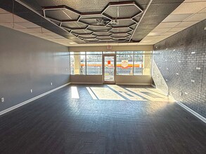 6405B Peachtree Industrial Blvd, Peachtree Corners, GA à louer Photo intérieure– Image 1 sur 4