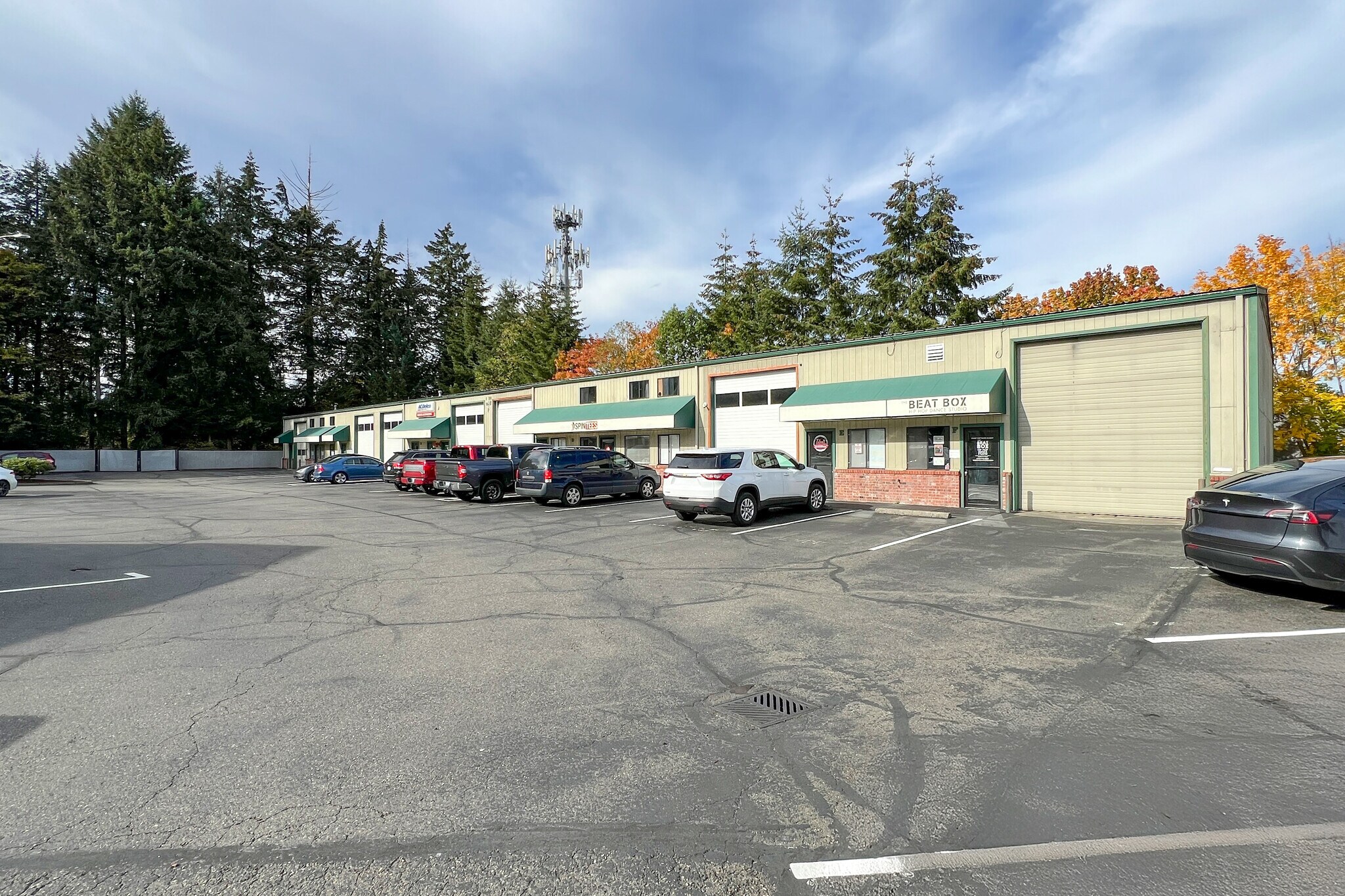 1025 Black Lake Blvd SW, Olympia, WA à louer Photo de l’immeuble– Image 1 sur 4