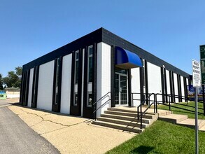 11404 40 Av NW, Edmonton, AB à louer Photo intérieure– Image 1 sur 6