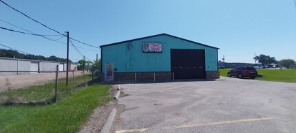 3325 S Main St, Pearland, TX à louer Photo de l’immeuble– Image 1 sur 25