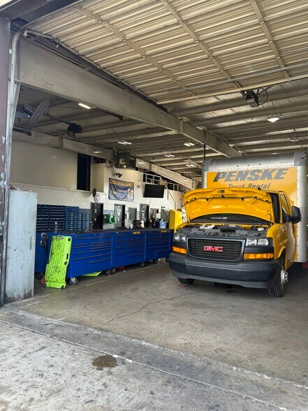 6890 Bert Kouns Industrial Loop, Shreveport, LA à louer - Photo de l’immeuble – Image 2 sur 11