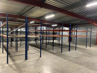 Plus de détails pour Industriel/Logistique à louer