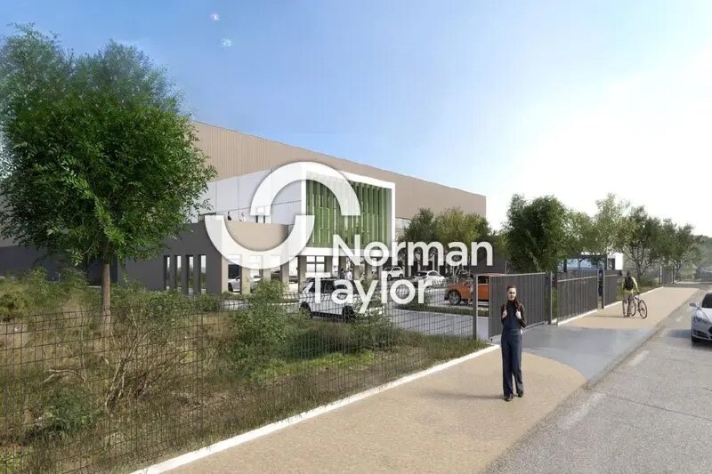 Industriel/Logistique dans Fos-sur-Mer à louer Photo de l’immeuble– Image 1 sur 4