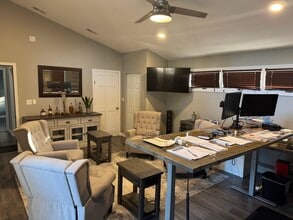 4419 Washington Rd, Kenosha, WI à louer Photo intérieure– Image 1 sur 3