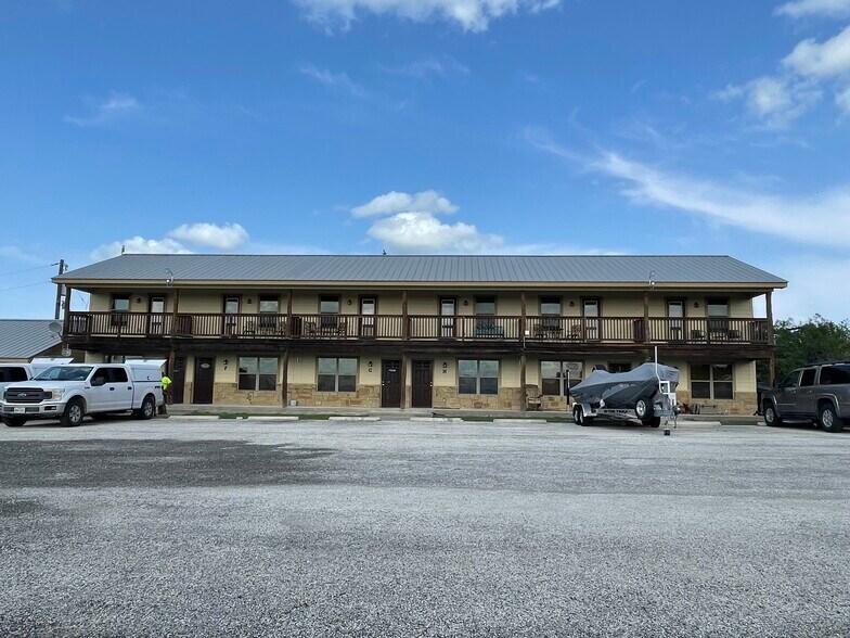 141 Jeff St, Three Rivers, TX à vendre - Photo de l’immeuble – Image 3 sur 15