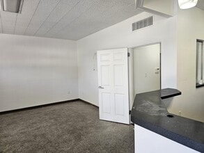 4616 San Juan Ave, Jacksonville, FL à louer Photo de l’immeuble– Image 1 sur 6