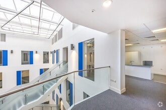 Queensway, Newport à louer Photo intérieure– Image 1 sur 3