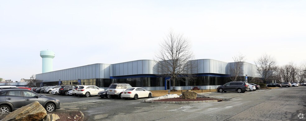 200 Corporate Blvd S, Yonkers, NY à louer - Photo principale – Image 1 sur 5