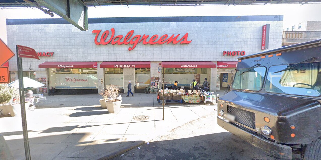 1600 Westchester Ave, Bronx, NY à louer Photo principale– Image 1 sur 7