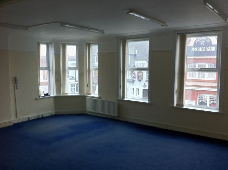 43-43A Market St, Wirral à louer - Photo de l’immeuble – Image 2 sur 6