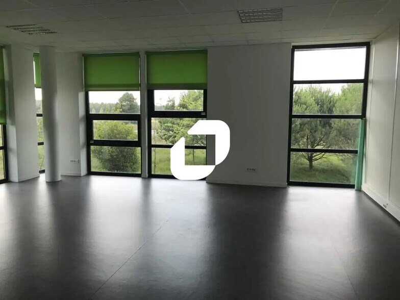 Bureau dans Le Barp à louer - Photo intérieure – Image 2 sur 6