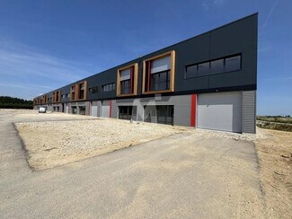 Plus de détails pour Bureau, Local d'activités à louer