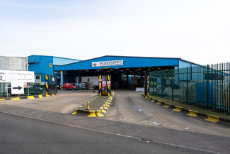 Plus de détails pour Industriel/Logistique à louer