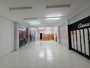 Local commercial dans L'Hospitalet de Llobregat, Barcelona à louer Photo intérieure– Image 2 sur 5