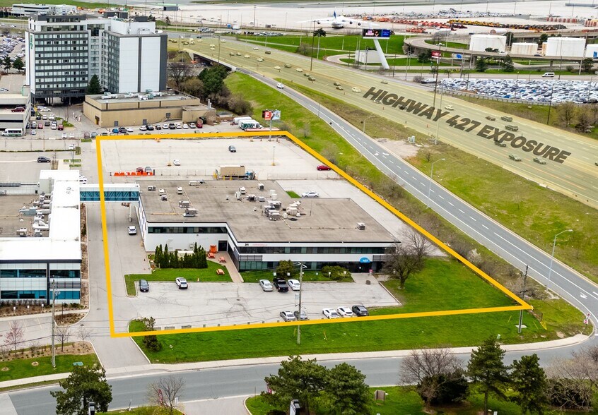 31 Fasken Dr, Toronto, ON à vendre - Aérien – Image 1 sur 17