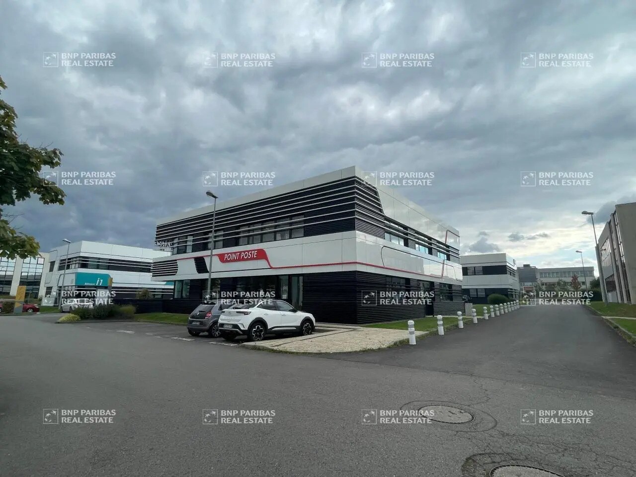 Bureau dans Saint-Grégoire à vendre Photo de l’immeuble– Image 1 sur 7