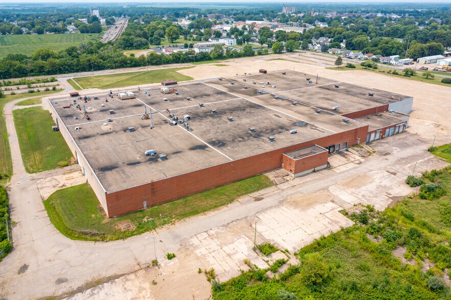 559 E Ohio St, Circleville, OH à vendre - Photo de l’immeuble – Image 3 sur 7