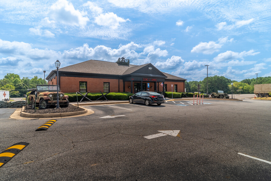 9045 Hickory Flat Hwy, Woodstock, GA à vendre - Photo de l’immeuble – Image 1 sur 34
