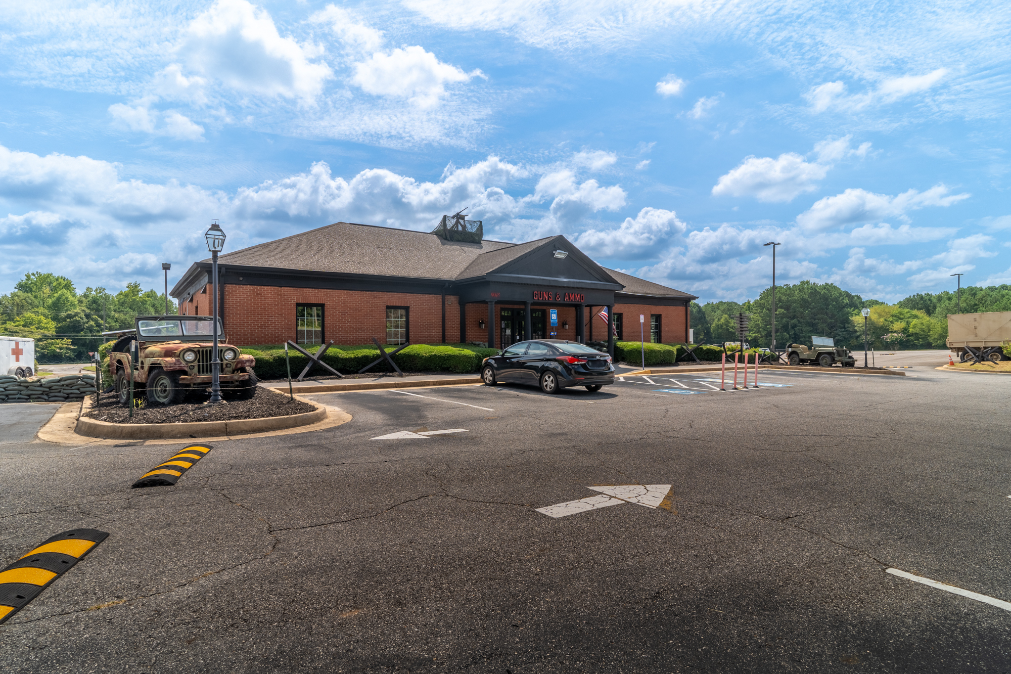 9045 Hickory Flat Hwy, Woodstock, GA à vendre Photo de l’immeuble– Image 1 sur 35