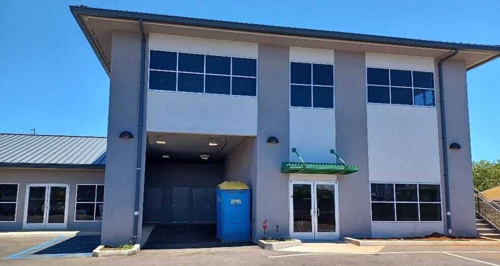 3109 Waialae Ave, Honolulu, HI à louer - Photo de l’immeuble – Image 3 sur 5