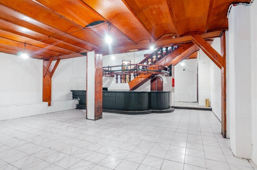 Calle Muñoz Degraín, 3, Oviedo, Asturias à vendre - Photo de l’immeuble – Image 1 sur 56