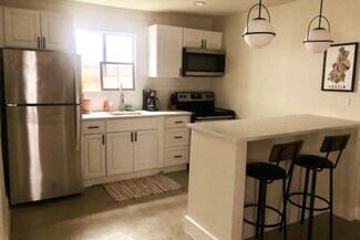 Plus de détails pour 5909 Bolm Rd, Austin, TX - Logement à vendre