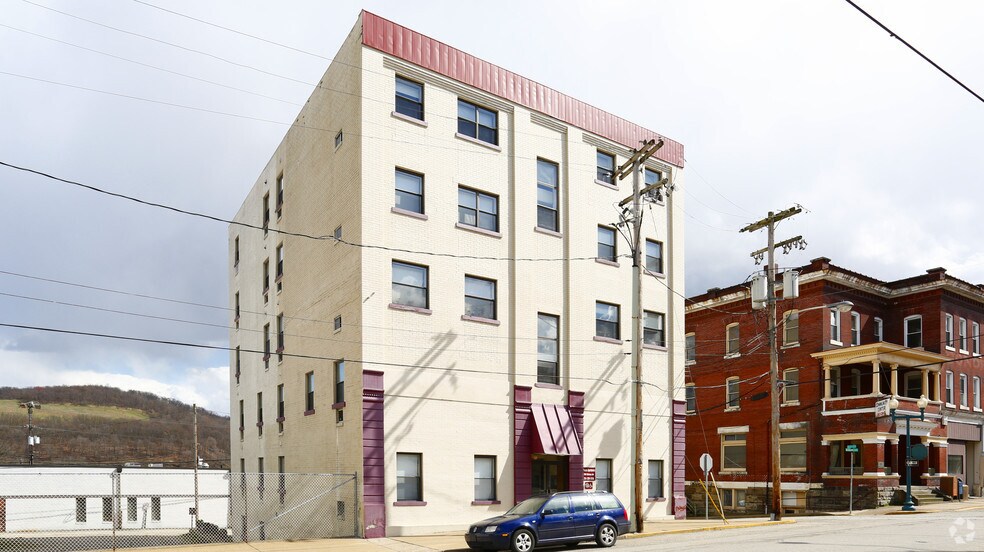 700 Mckean Ave, Donora, PA à vendre - Photo de l’immeuble – Image 3 sur 17