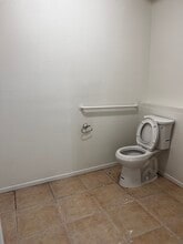 13032-13056 Valley Blvd, La Puente, CA à louer Photo intérieure– Image 1 sur 4