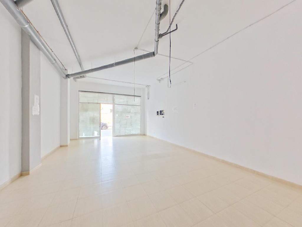 Manresa, BAR 08242 - - - Photo intérieure - Image 1 of 7