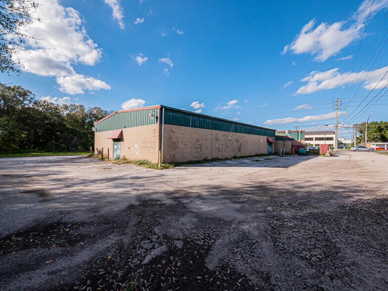 3030 New Tampa Highway, Lakeland, FL à louer - Photo de l’immeuble – Image 2 sur 22