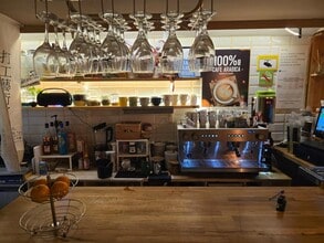 Local commercial dans Barcelone, Barcelona à louer Photo intérieure– Image 2 sur 13