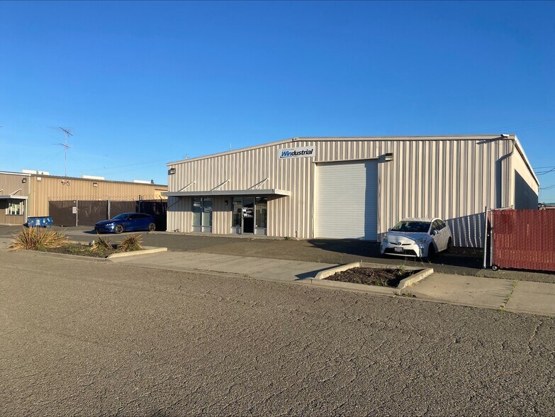4111-4131 Pestana Pl, Fremont, CA à louer - Photo de l’immeuble – Image 3 sur 9