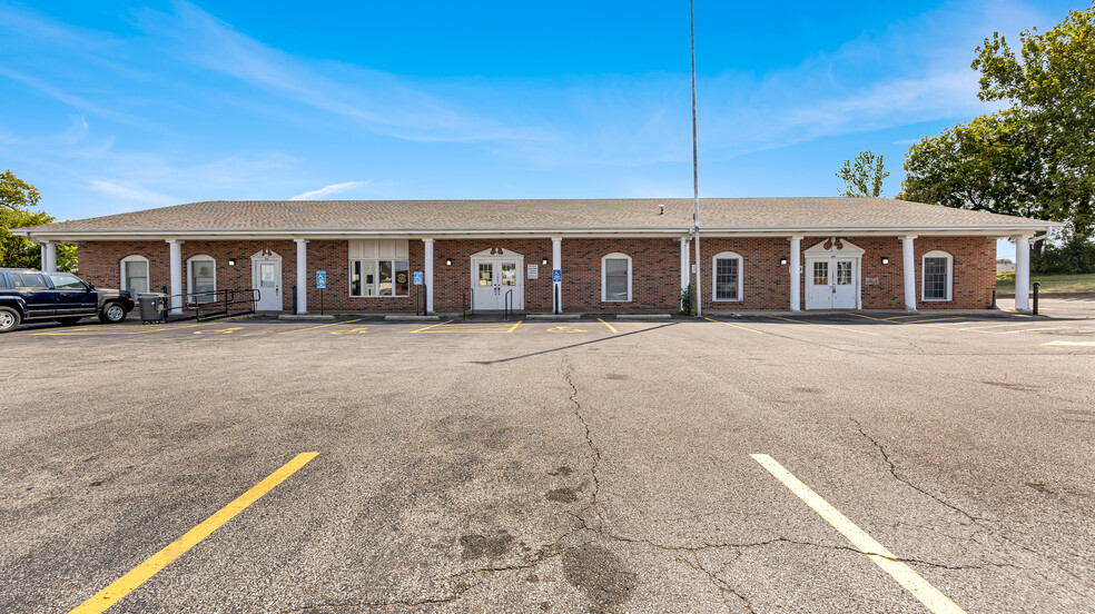 2495-2499 Raymond Dr, Saint Charles, MO à vendre - Photo de l’immeuble – Image 2 sur 48