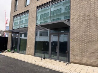 Plus de détails pour 5 Clarendon Rd, Londres - Local commercial à louer