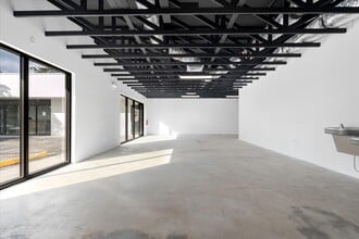 159 NE 54th St, Miami, FL à louer Photo intérieure– Image 2 sur 5