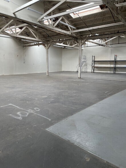 3227 N San Fernando Rd, Los Angeles, CA à louer - Photo de l’immeuble – Image 2 sur 10