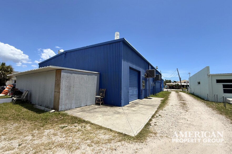 36 W Dearborn St, Englewood, FL à louer - Photo de l’immeuble – Image 3 sur 8